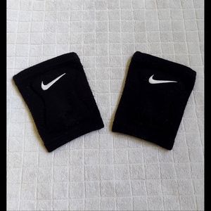 Nike women's volleyball knee pads